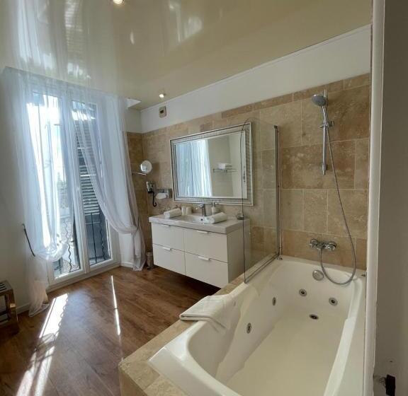 디럭스 룸 킹사이즈 침대, Mas Angelussi   Le Clos Du Soleil