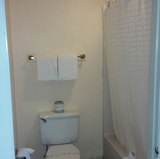 غرفه قياسيه سريرين مزدوجين, Mountain Valley Inn