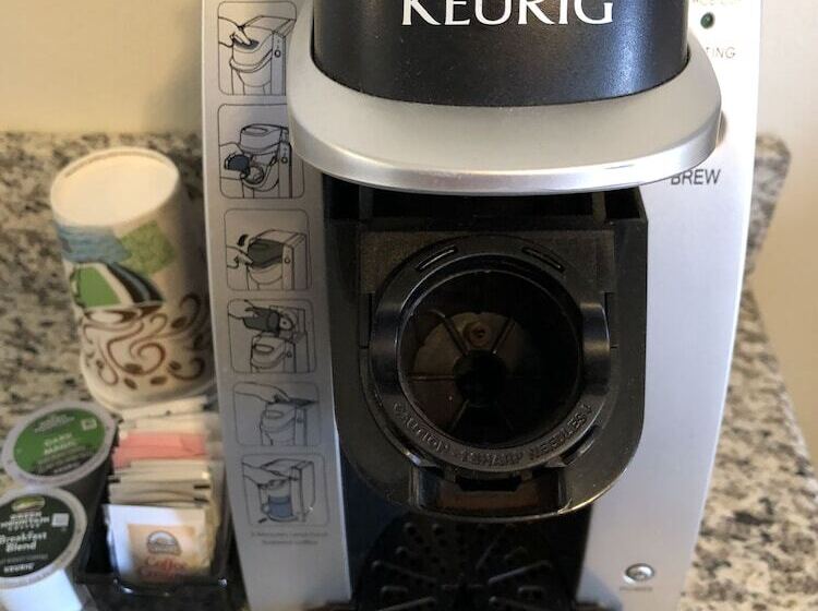 غرفة قياسية, Nevada & Gambling Hall