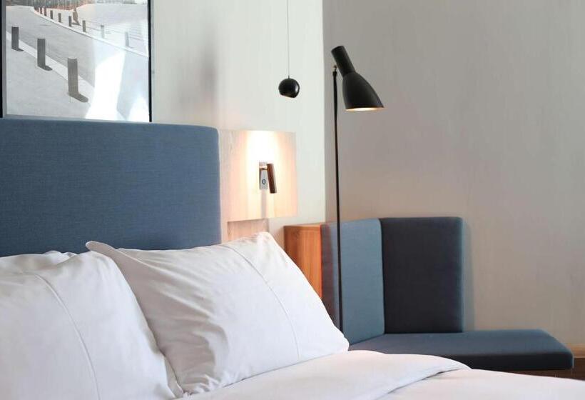 스탠다드 룸, Radisson Hotel Nice Airport