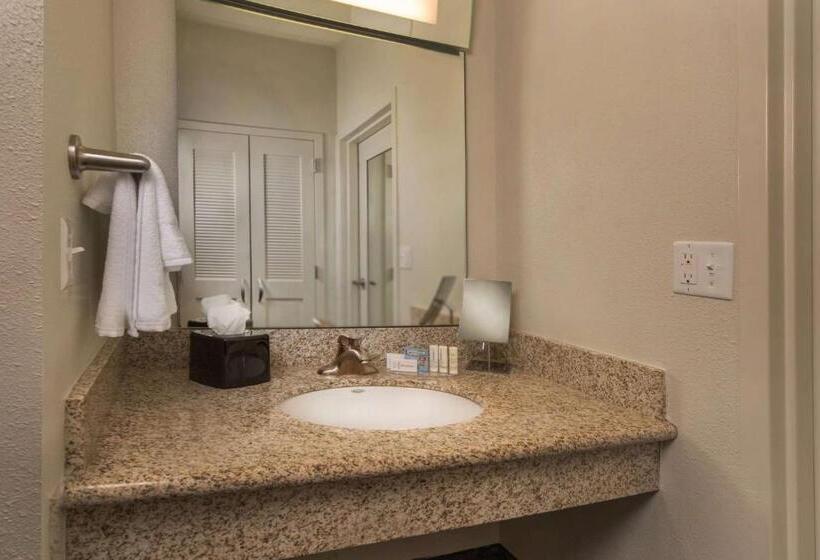 جناح, Sonesta Select Greenbelt College Park