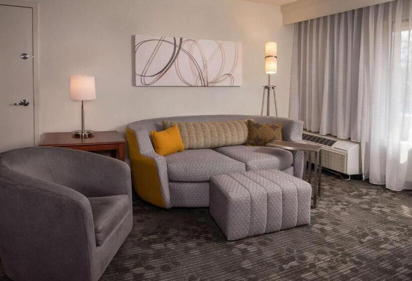 جناح, Sonesta Select Greenbelt College Park