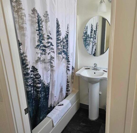 Номер Стандарт 2 Двуспальные Кровати, El Rancho Motel