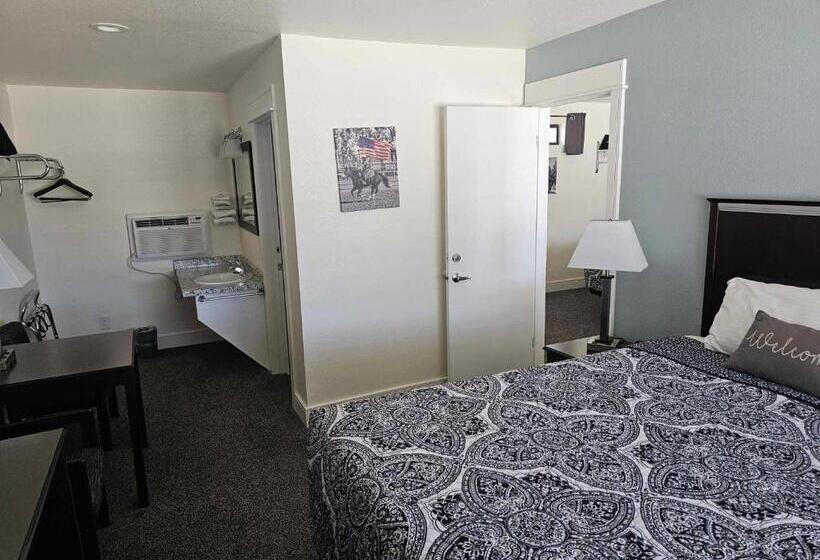 Семейный Номер Deluxe, El Rancho Motel