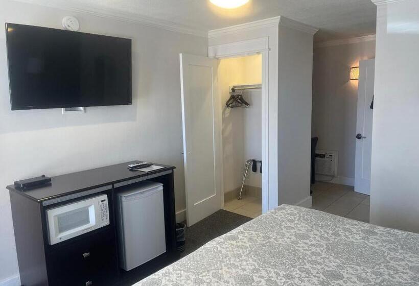 Номер Deluxe Кровать Кинг, El Rancho Motel