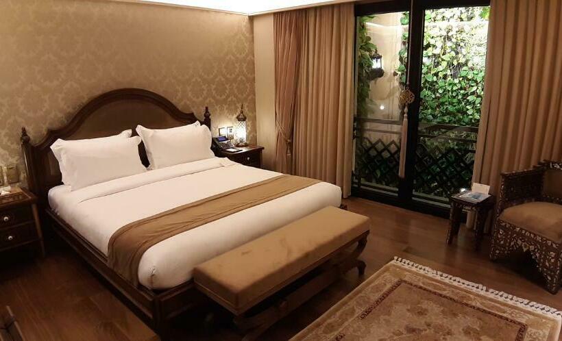 Deluxe Room Garden View, Ajwa Sultanahmet   Preferred Hotels Lvx Collection