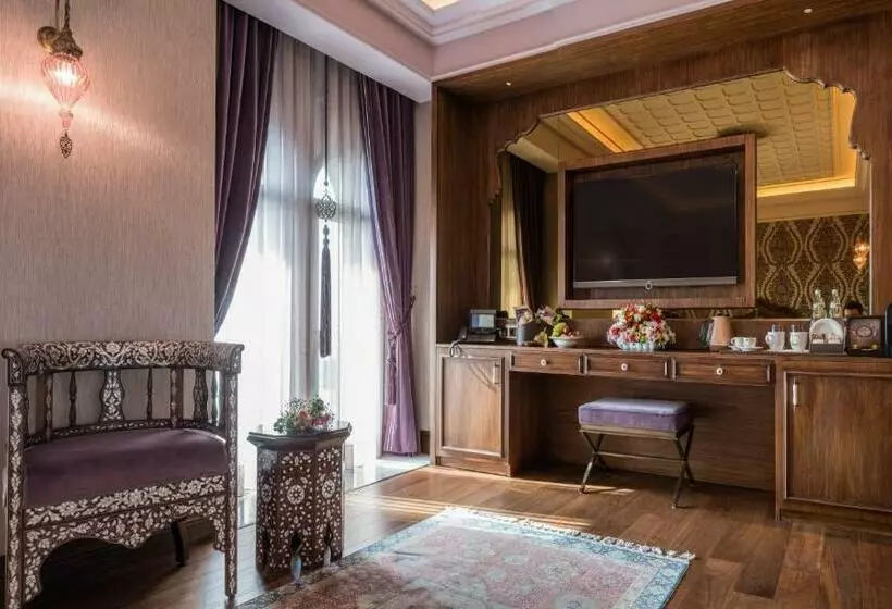 Deluxe Room Sea View, Ajwa Sultanahmet Preferred Hotels Lvx Collection