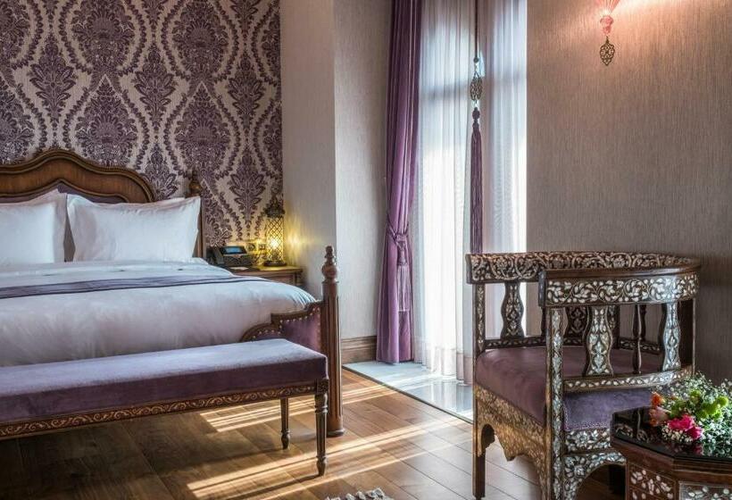 Deluxe Room Sea View, Ajwa Sultanahmet   Preferred Hotels Lvx Collection