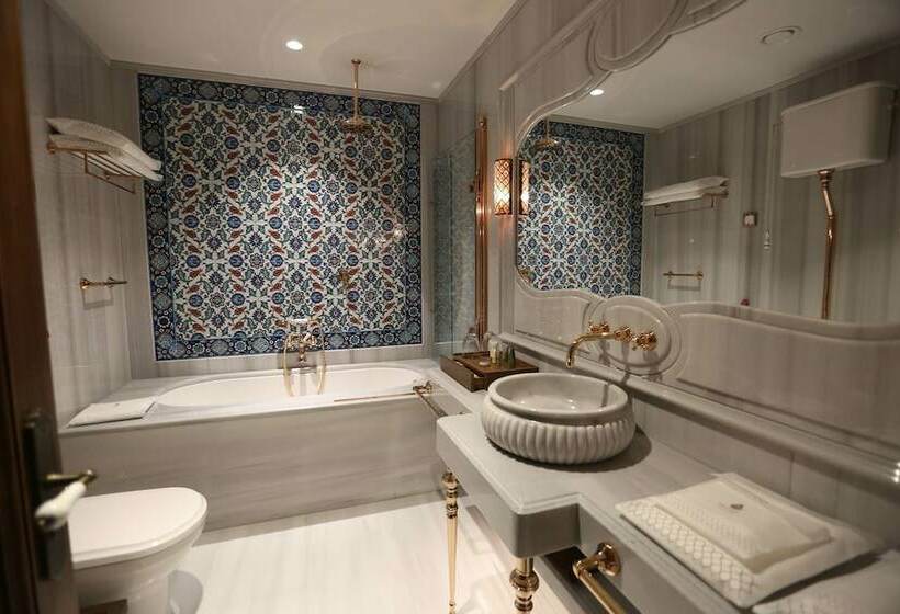 Deluxe Room Sea View, Ajwa Sultanahmet   Preferred Hotels Lvx Collection