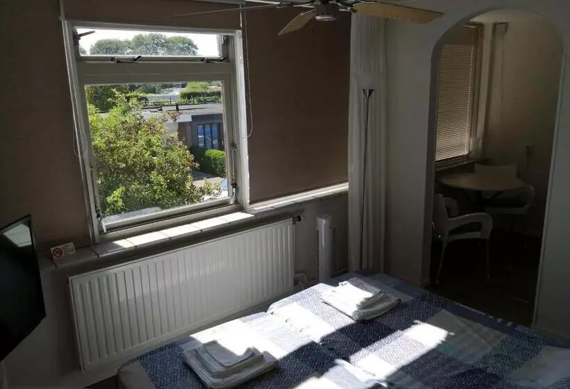 エコノミールーム, Bordine Guesthouse