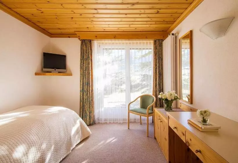 スタンダードシングルルーム, Europa Suites St Moritz