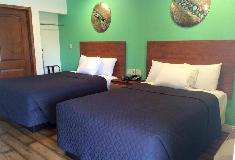 스탠다드 룸 더블 침대 2개, Fairbridge Inn & Suites Gateway To Yosemite