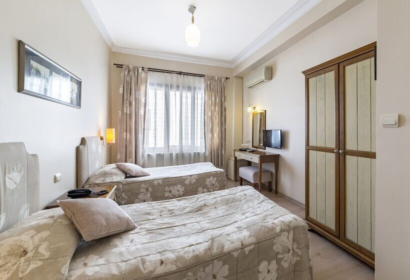 اتاق استاندارد, Fehmi Bey