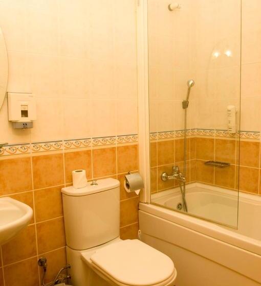 اتاق کلاسیک چهارنفره, Fehmi Bey