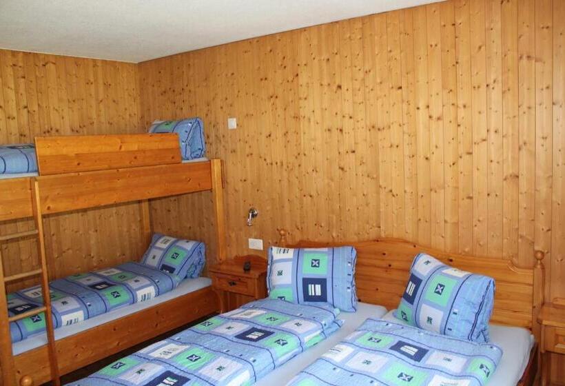 Номер Стандарт Четырехместный Совместный Санузел, Pension St. Jakob