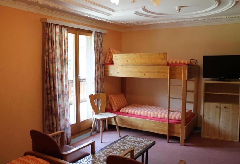 Номер Стандарт Четырехместный Совместный Санузел, Pension St. Jakob