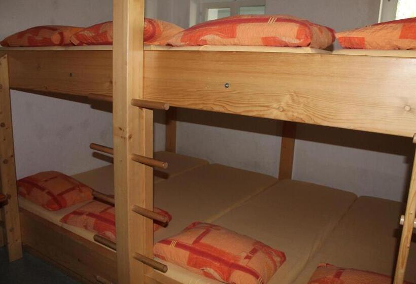 Кровать в Общей Комнате, Pension St. Jakob