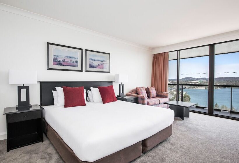 Апартаменты 3 Спальни, Breakfree Capital Tower Apartments