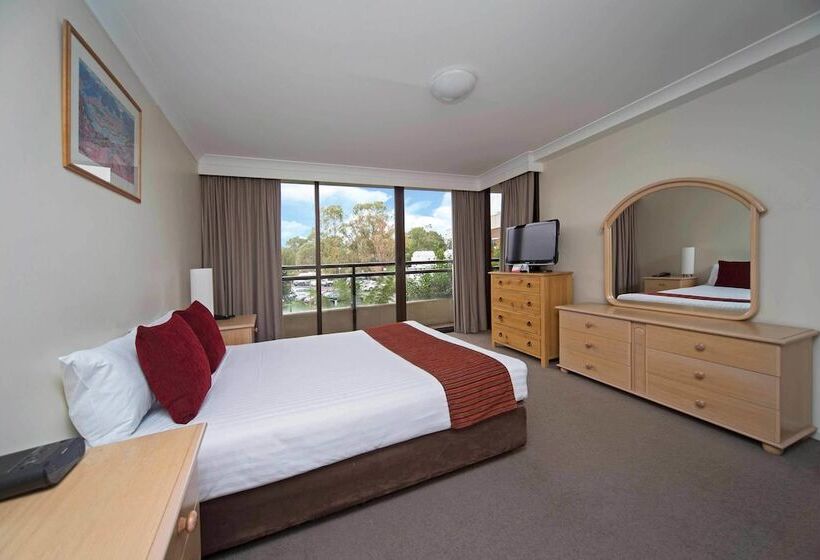 Апартаменты 1 Спальня, Breakfree Capital Tower Apartments