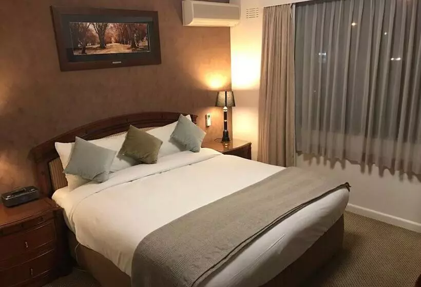 デラックスルーム, Country Plaza Motel