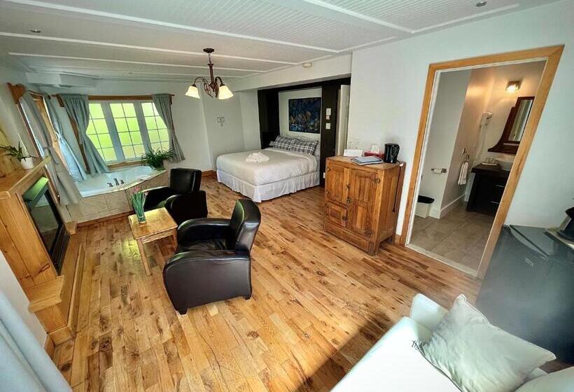 带阳台套房, Auberge Spa & Beaux Reves