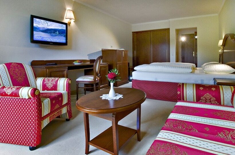 山の見えるジュニアスイート, Berner