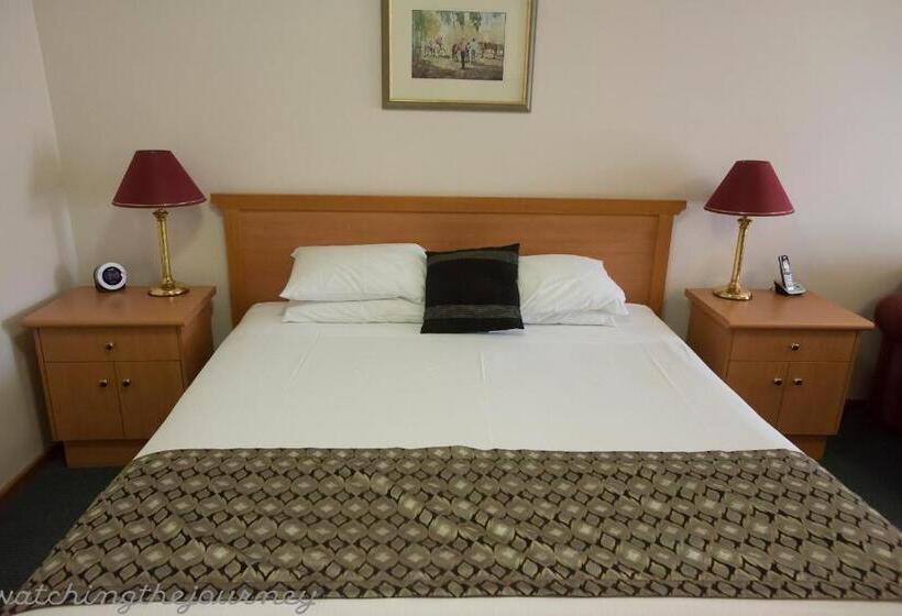 اتاق سوپریور با تخت بزرگ, Best Western Plus All Settlers Motor Inn