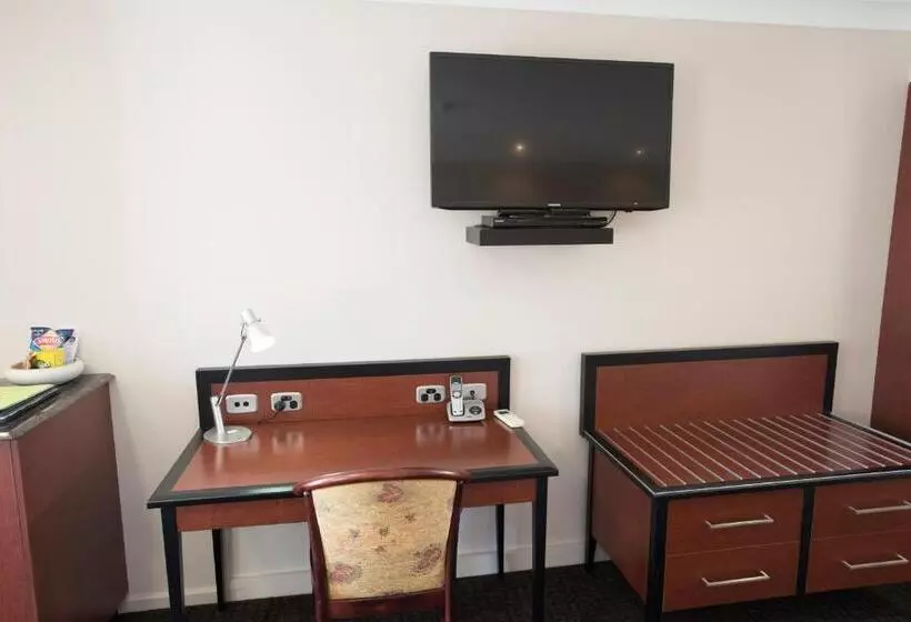 اتاق سوپریور با وان آب گرم, Best Western Plus All Settlers Motor Inn