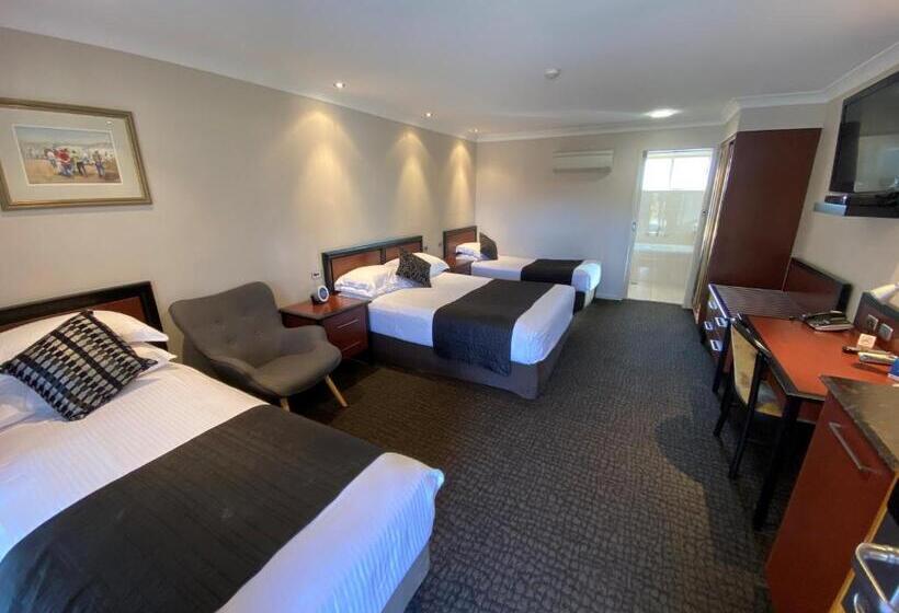 اتاق لوکس خانوادگی, Best Western Plus All Settlers Motor Inn