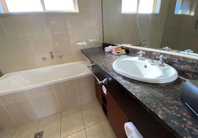 اتاق لوکس, Best Western Plus All Settlers Motor Inn