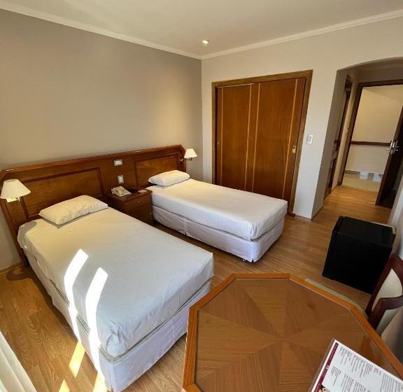 اتاق استاندارد اینتریور, Bristol