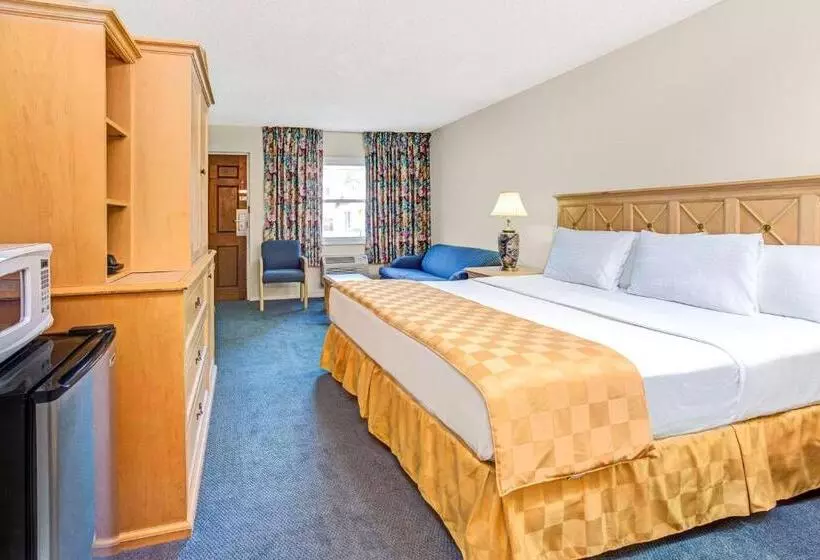 اتاق استاندارد با تخت بزرگ, Knights Inn Kissimmee