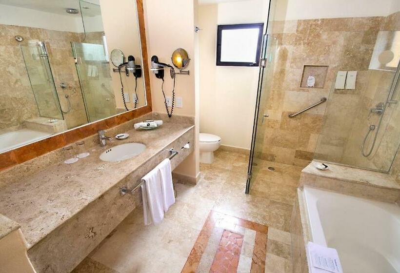 Quarto Triplo Estandar, Occidental Cozumel   All Inclusive
