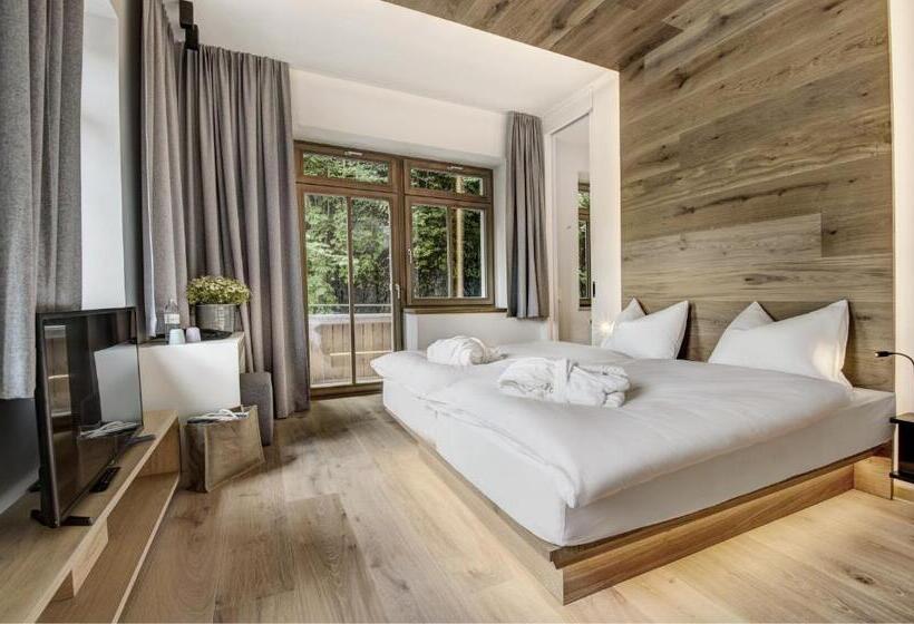 اتاق استاندارد با چشم‌انداز کوهستان, Seehotel Bellevue