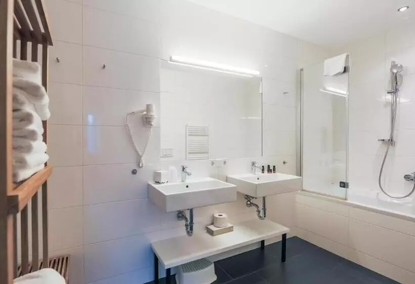 ３ベッドルームアパートメント, Seehotel Bellevue