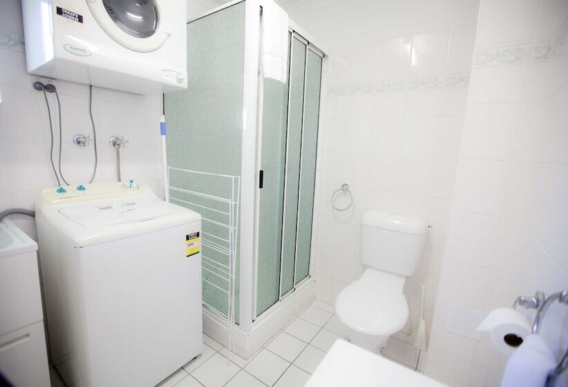 标准工作室, Trinity Beach Pacific