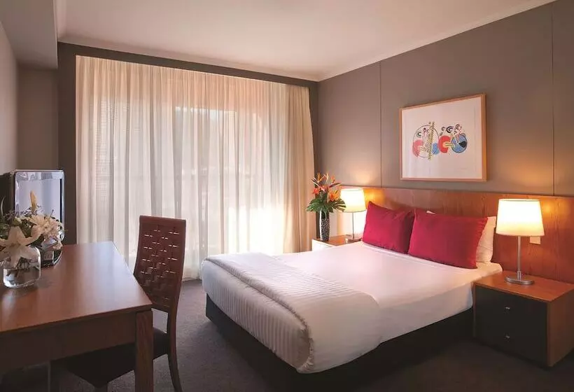 استودیوی استاندارد, Adina Apartment Hotel Sydney Town Hall