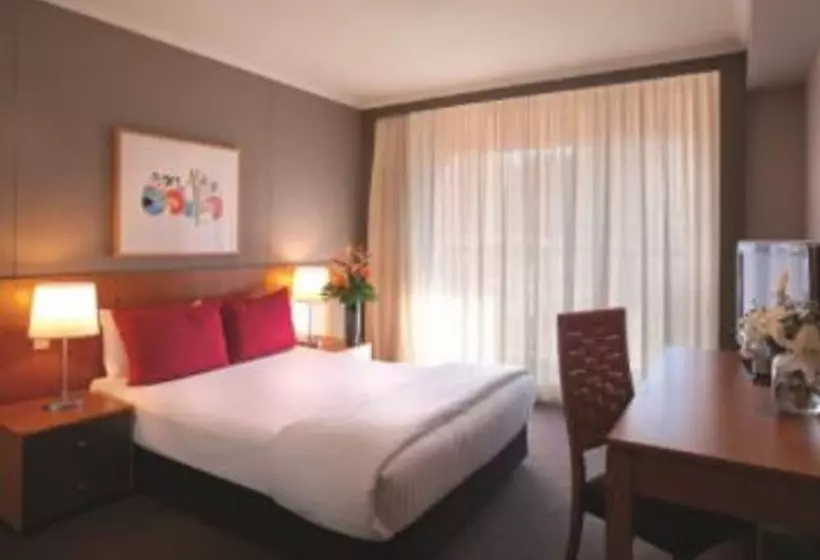 استودیوی استاندارد, Adina Apartment Hotel Sydney Town Hall