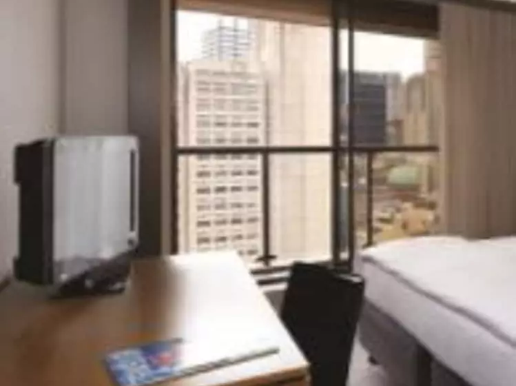 استودیوی پریمیوم, Adina Apartment Hotel Sydney Town Hall