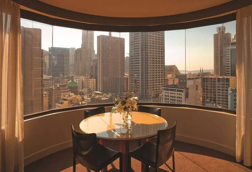 2 Bedroom Premium Apartment, Adina Apartment Hotel Sydney Town Hall