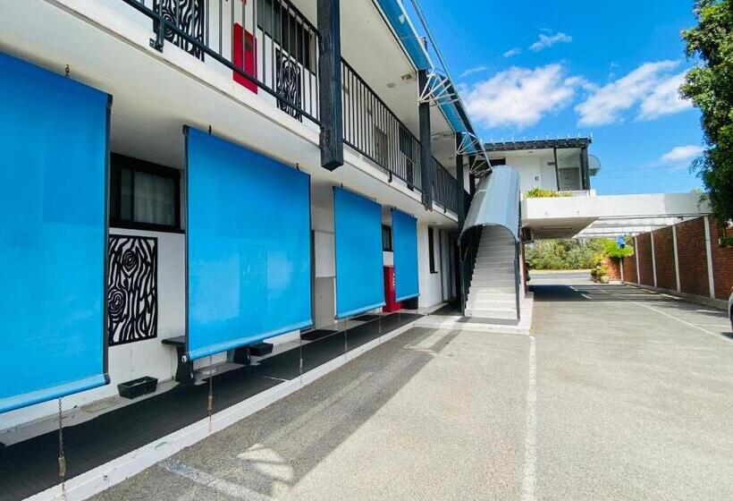 اتاق استاندارد, Connells Motel & Serviced Apartments