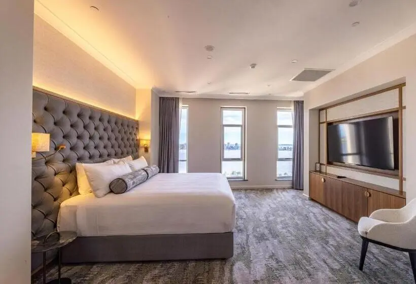 Presidential Suite, Duxton Hotel Perth