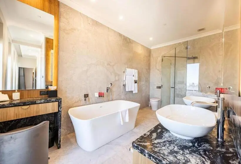 Presidential Suite, Duxton Hotel Perth