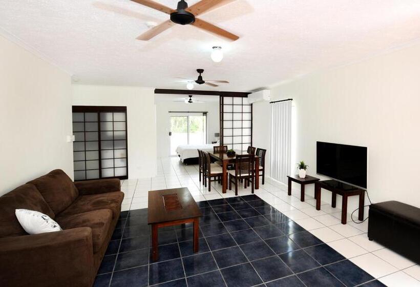 带1个卧室带花园景观的公寓, Golden Sands Beachfront Resort