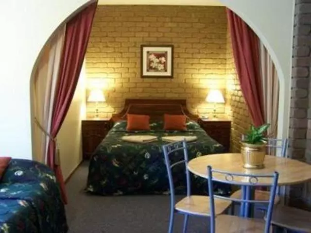 اتاق خانوادگی, Albury Classic Motor Inn