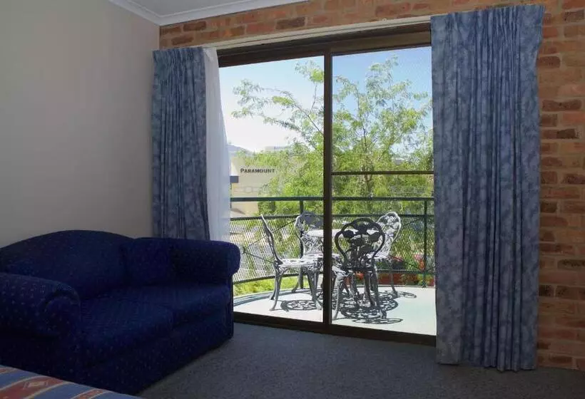 Camera Familiare Superiore, Paddlewheel Motel