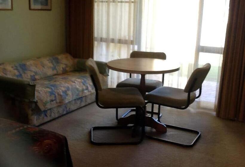 デラックスルーム, The Nambucca Motel