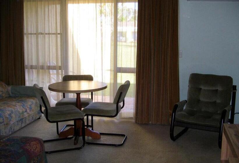 デラックスルーム, The Nambucca Motel