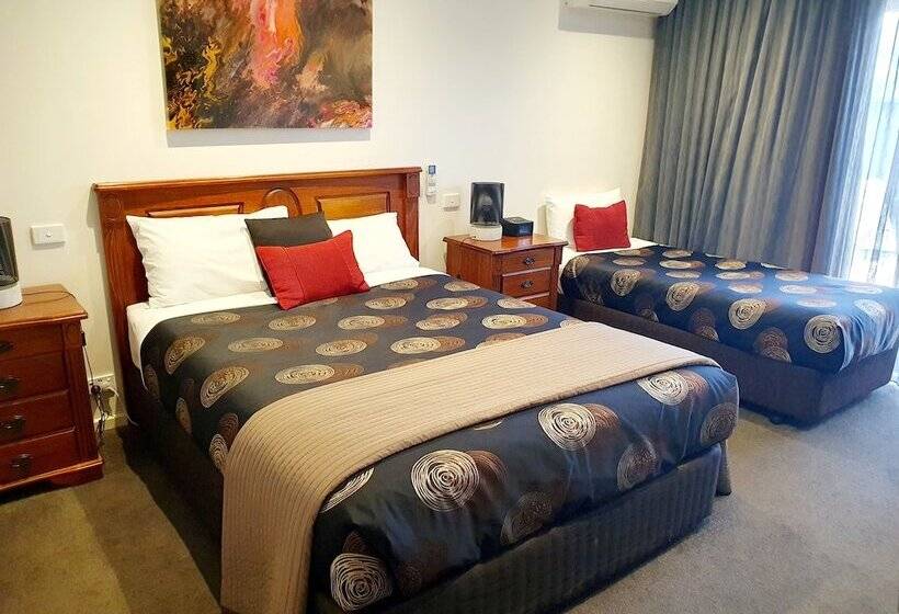 套房, Addison Motor Inn