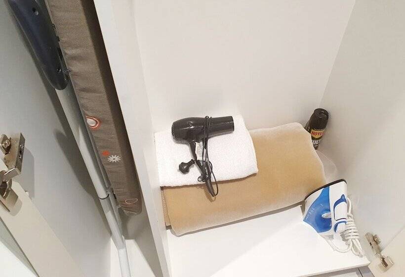 套房, Addison Motor Inn